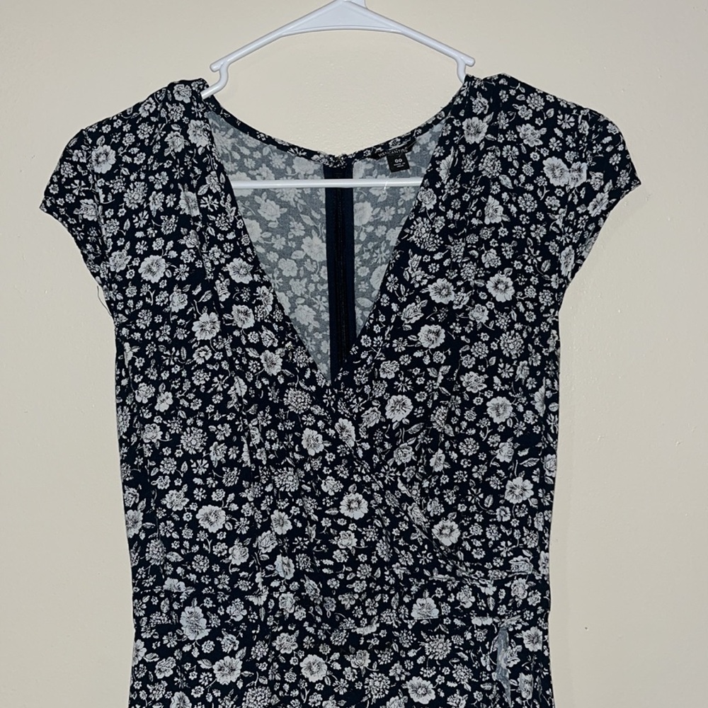J. Cree Mercantile Navy and White Floral Dress size 00